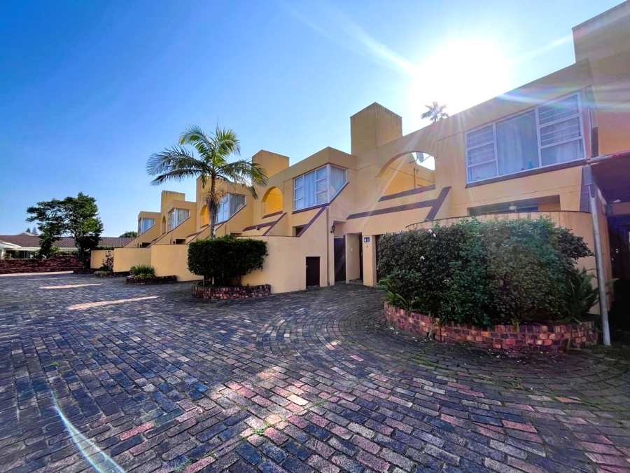 Commercial Property for Sale in Beacon Bay Eastern Cape